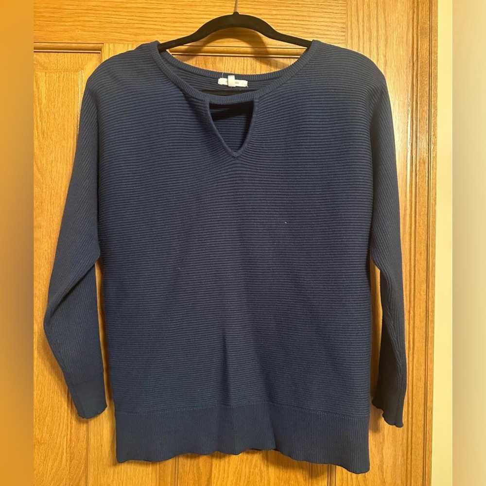 EUC Maurice’s dress shirt size M